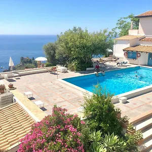 Terra Rossa Aparthotel